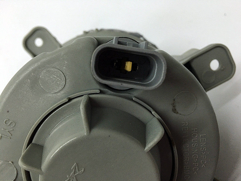 原装 起亚圣达菲配件 圣达菲前保险杠杠灯 起亚圣达菲前防雾灯