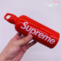 Supreme 18ss SIGG Traveller 0 6L Water Bottle Aluminum Kettle Water Bottle