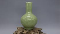 Song Longquan celadon celadon painting flower celestial ball bottle all hand-connected to the old bottom high antique porcelain retro home collection ornaments