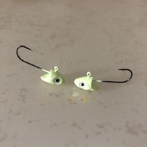 Small fishing tackle Mini fisheye micro-root fishing lead head hook Luya soft worm hook Black head stone Jiu Gong