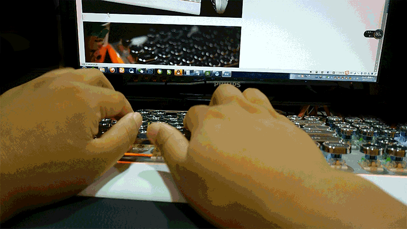 当蒸汽朋克风遇到机械键盘,会擦出怎样的火花?