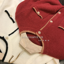 Brand discount store shopping mall withdraws womens foreign trade cut pearl buckle lazy wind long sleeve cardigan sweater womens winter