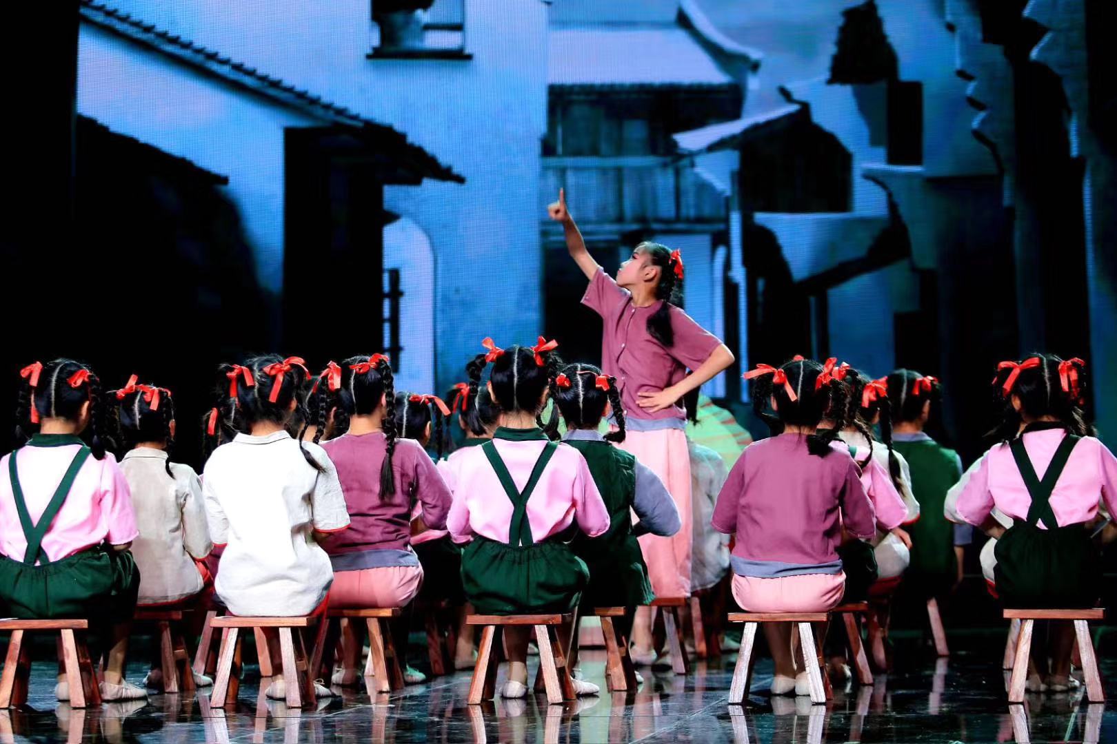 少儿小荷风采弄堂记忆舞蹈演出服儿童表演服道具凳子渔光曲小板凳