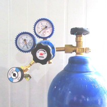 Oxygen pressure reducer cylinder converter pressure reducing valve changer adapter double-meter ambulance portable Delgmeirre