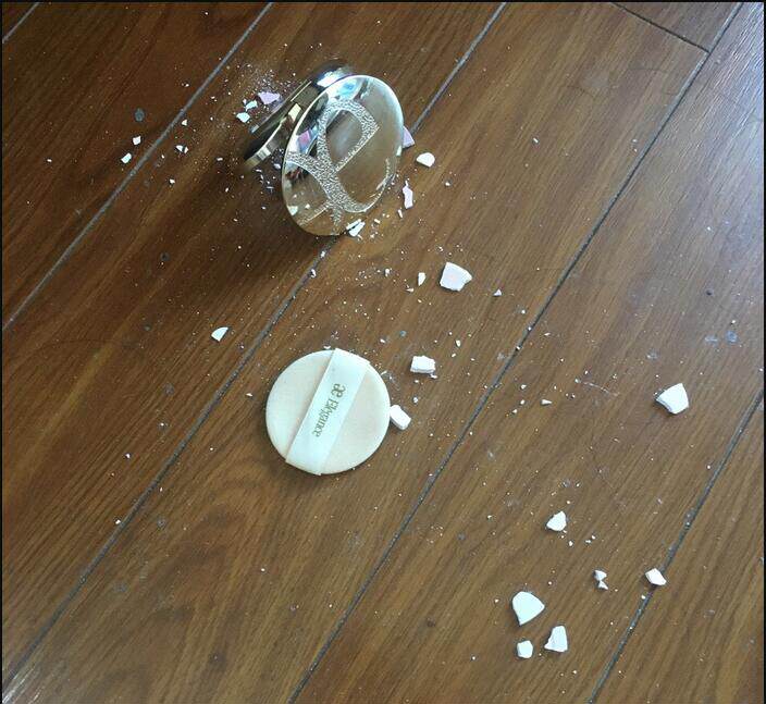 粉饼碎了不要扔,这样做能起死回生!