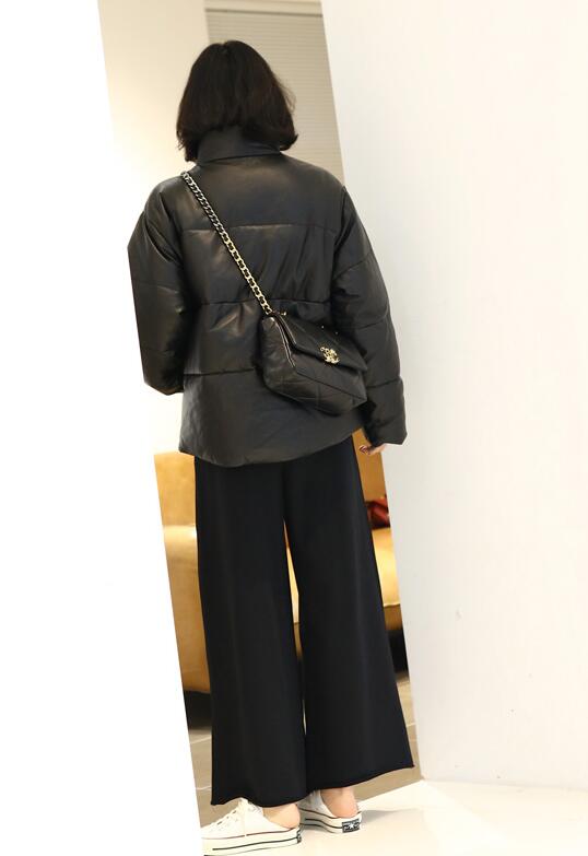 冬天一定要有一件,短款羽绒服才洋气!14