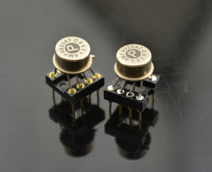 AMP9920AT AMP9920双运放金封 升级AD82