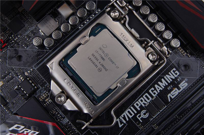 intel/英特尔 i7 7700k盒装处理器