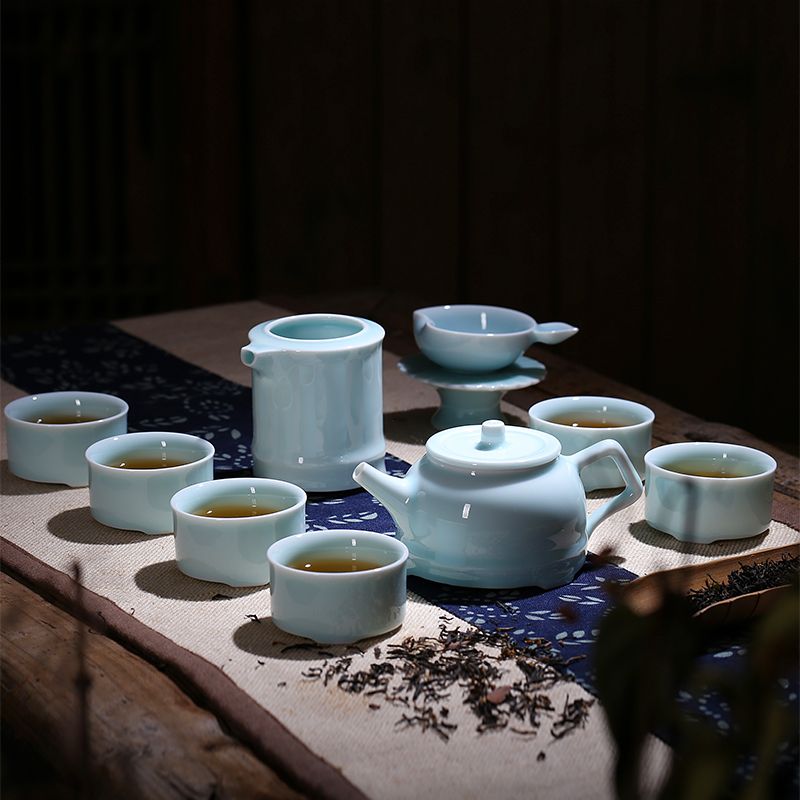 Red xin up celadon brother name plum green ceramic kung fu tea set ceramic cups of a complete set of a complete set of gift