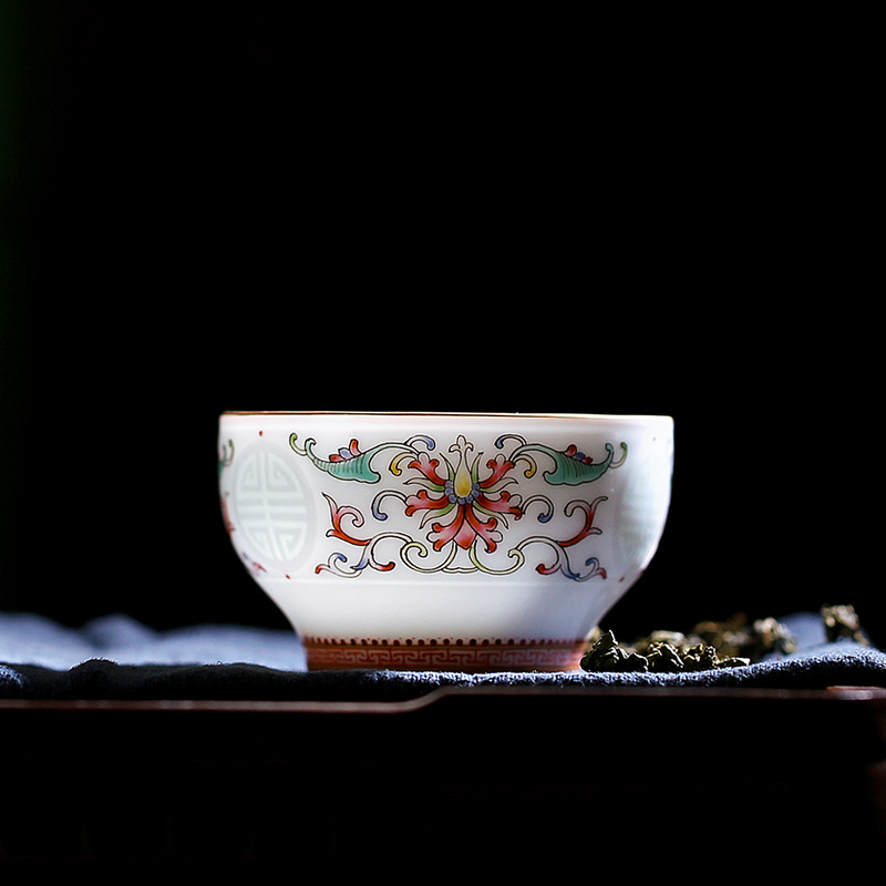 Red xin kung fu tea cup sample tea cup of jingdezhen ceramic tea set celadon pastel noggin pu - erh tea cup