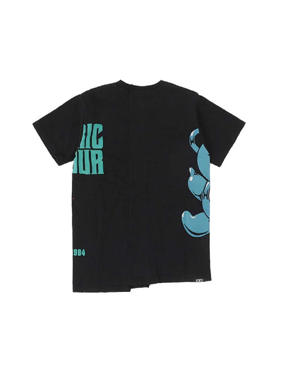 性强,夏天穿在身上非常凉爽,有时候就算出汗,衣服也不会黏腻在身上,吸