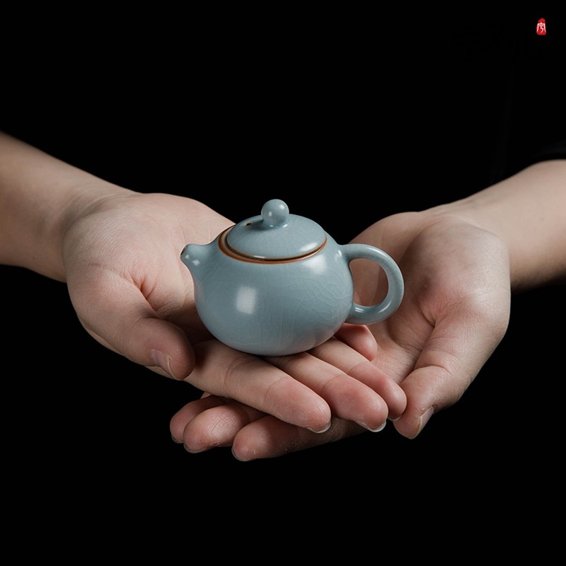 Tea to play the trumpet your up mini pot of fingertip ceramic Tea pot of Tea pet pot furnishing articles (note when buying the size)