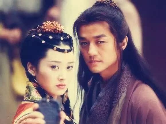或者是李亚鹏版《笑傲江湖》中刁蛮任性的任盈盈