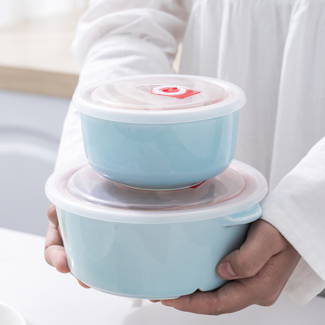 Three new ceramics bento round bowl with cover separate lunch box preservation bowl can be a microwave meal boxes