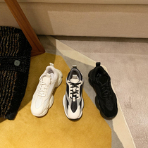 (Sheii Su Yinyin) is showing leg length ah ~ New height increasing casual thick bottom Panda Daddy shoes womens sneakers