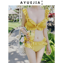 2020 new bikini swimsuit female split Korean ins sexy thin chest gathered bathing hot spring swimming suit
