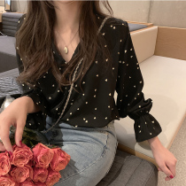 2021 Spring and Autumn New chiffon shirt female design sense niche wave point floral coat retro port flavor Spring and Autumn long sleeve