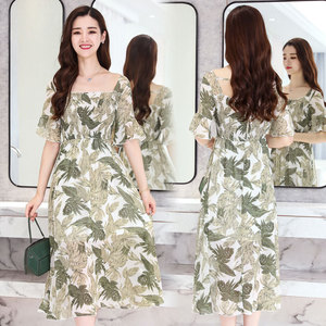 New style one shoulder short sleeve printed chiffon dress in summer 2020