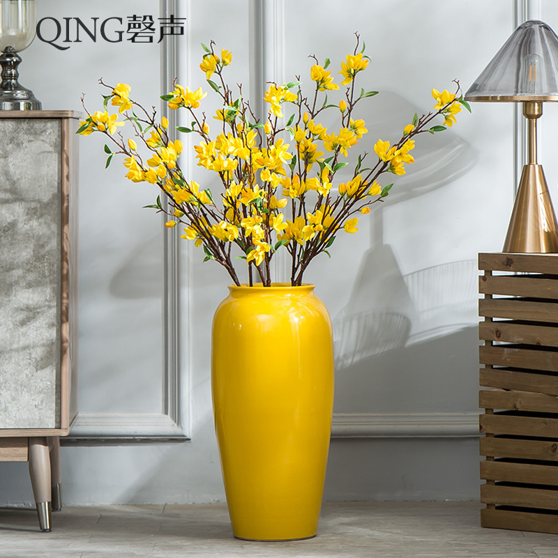 Jingdezhen ceramic vase landing, TV ark, yellow large dry flower arranging I and contracted sitting room adornment furnishing articles