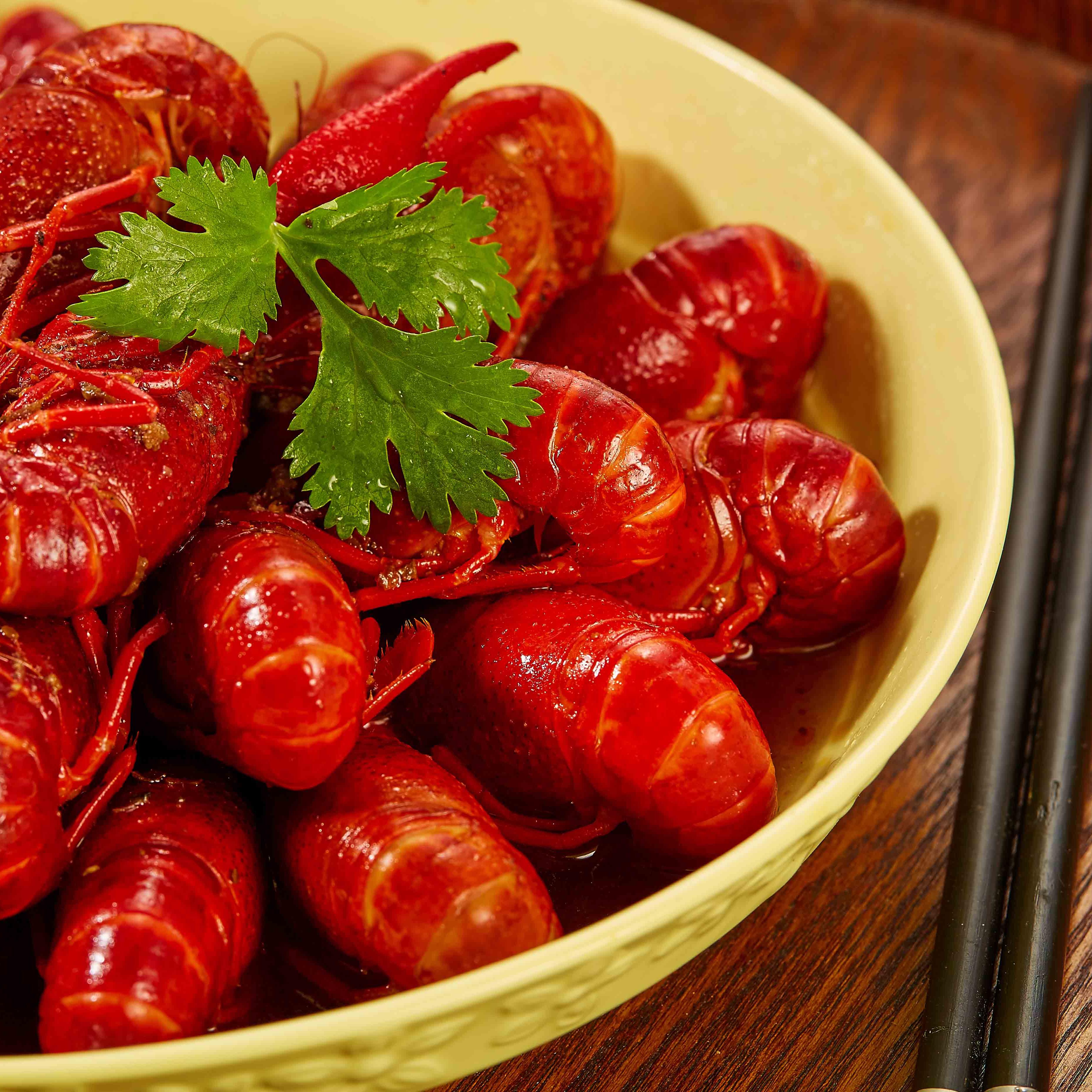 渔淇十三香麻辣/熟食大虾小绿豆口味现烧油焖龙虾9-7钱/只净虾2斤蒜泥沙杯装图片