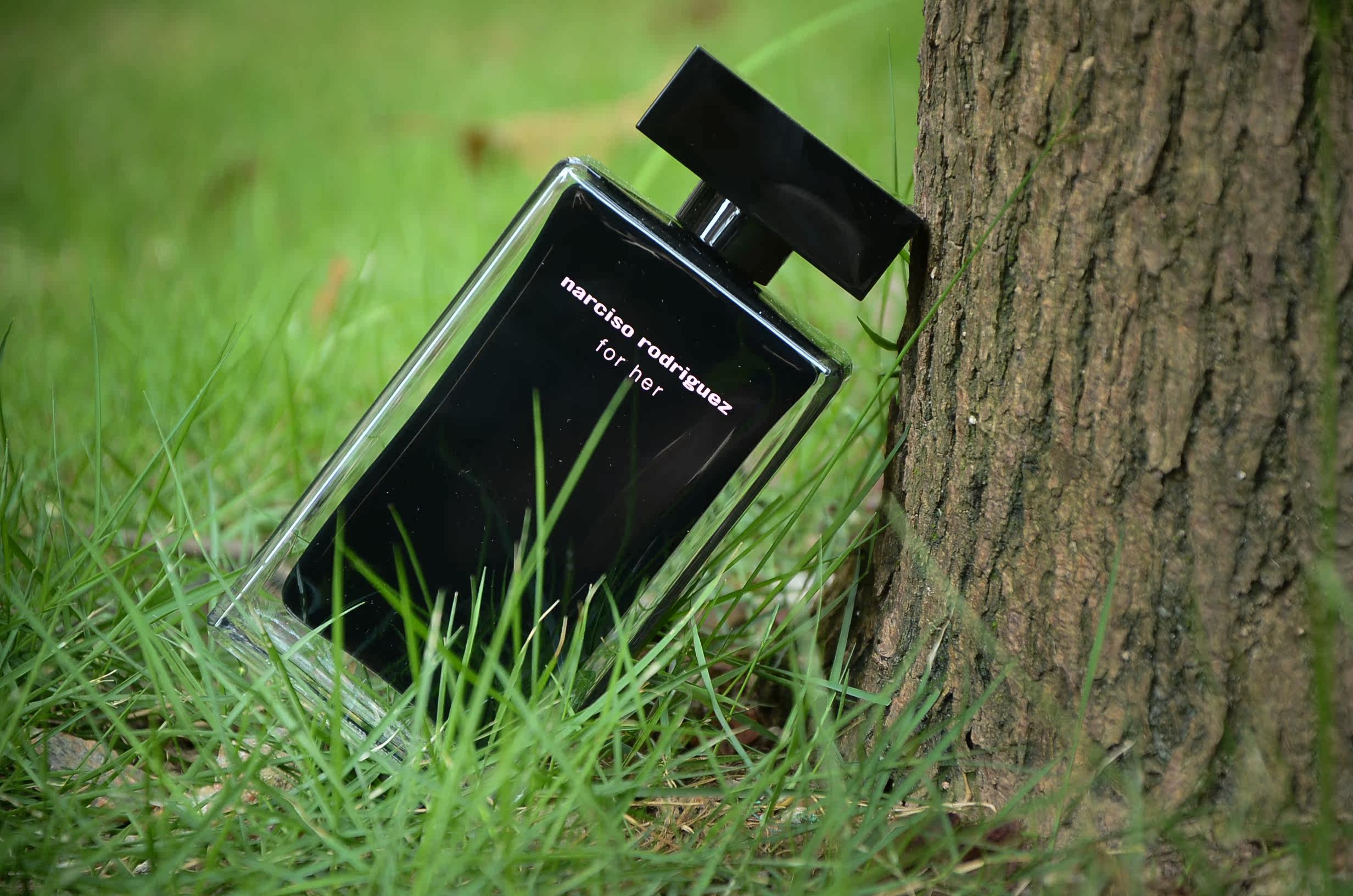 narciso rodriguez for her纳茜素女香黑瓶edt 50/100ml 分装