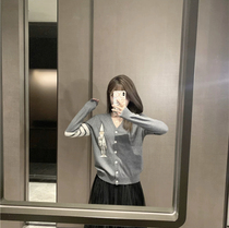 TB Thom autumn new Gypsy mustache old man v collar casual long sleeve knitted fashion cardigan top women