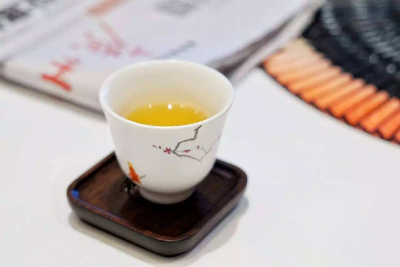 爱打扮(www.idaban.cn)，常喝白茶的好处19