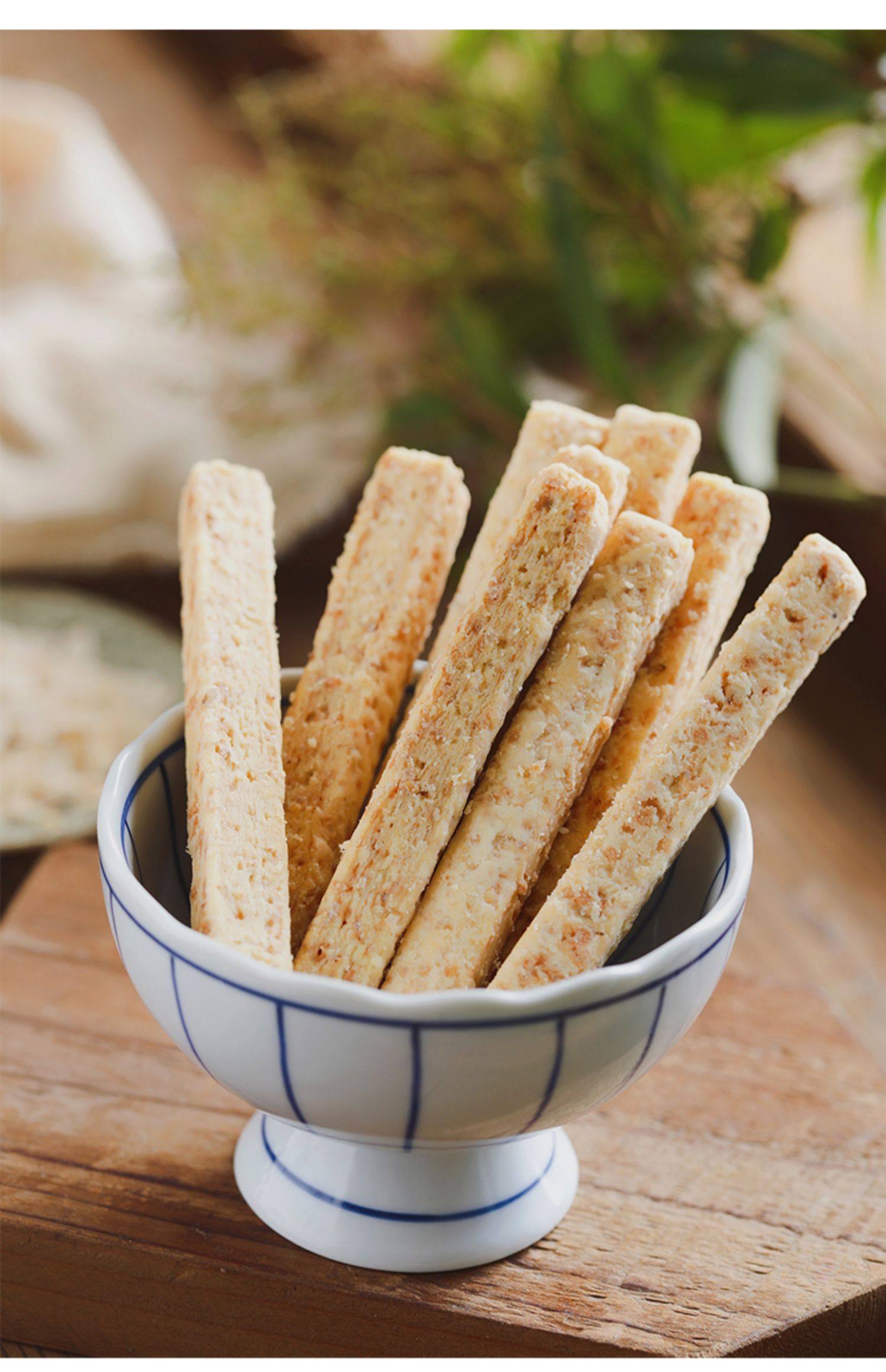 香哭了牛乳味燕麦棒居然有烤脆整颗燕麦颗粒花呆呆后厨