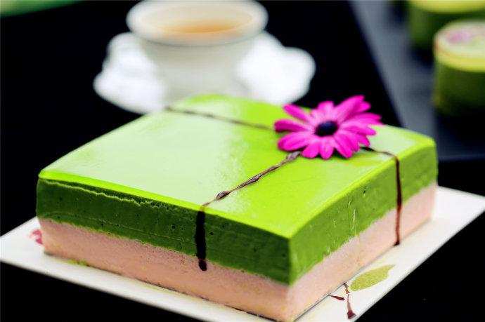 夏日的清凉抹糕茶巧克力慕斯蛋糕