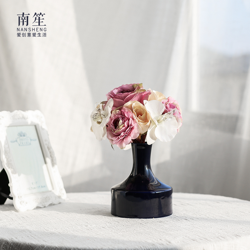 Nan sheng I and contracted household act the role ofing is tasted blue ceramic vases, dried flower simulation flower, mesa place flower arrangement