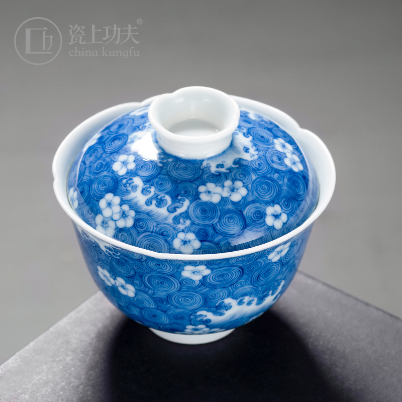 Kung fu tea set on the porcelain ceramic tureen pure manual three tureen jingdezhen blue and white porcelain cups in use