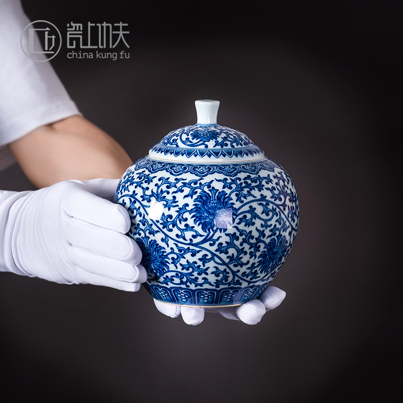 Jingdezhen ceramic tea cover pot of blue and white tie up branch lotus hand - made Chinese style household seal pot large tea storage tanks