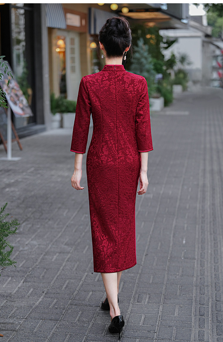 红色旗袍女改良水滴领2025年新款春季高档喜婆婆婚宴装加大码复古