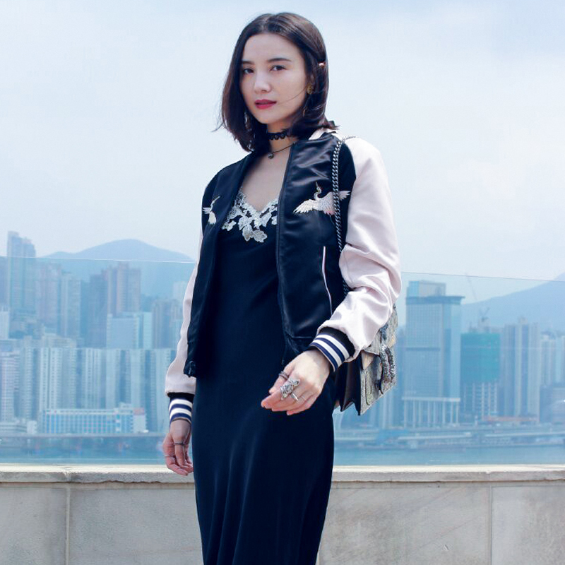 Song Jia stars with the same paragraph 2021 Spring and Autumn new Korean version baseball suit Pilot jacket Short-face wearing jacket woman