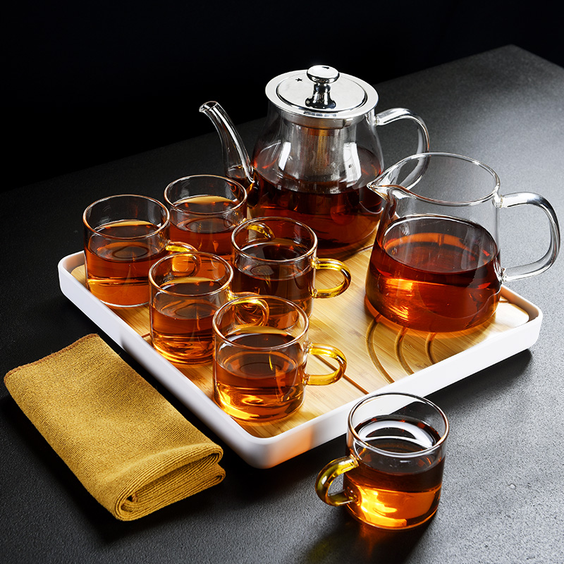 Old kung fu tea set, high temperature resistant glass at the home of the big cooking pot cup a pot of tea tray tray two cups