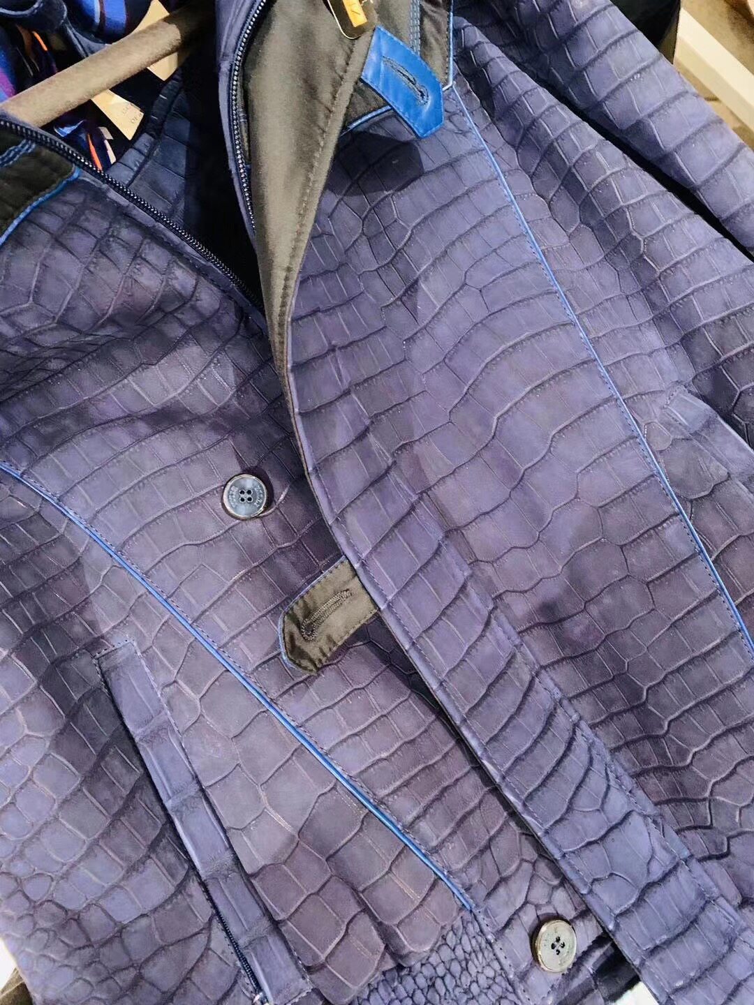 蓝色磨砂鳄鱼皮夹克 貂毛领子 可以拆卸 特价 zilli 男士 - 夹克_便宜