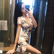 Temperament sexy V-neck short-sleeved kimono miss foot bathing suit massage technician overalls color high dress female
