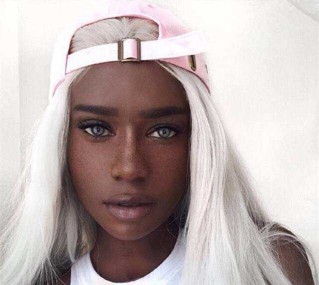 黑人白发居然这么惊艳!好看真和肤色无关