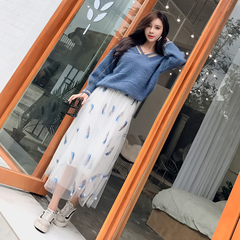 半身裙女秋冬2019新款韩版春秋刺绣百褶裙中长款甜美百搭网纱裙女在类目 女装/女士精品, 半身裙中 - 来自Buy2taobao.com提供专业的淘宝代购服务