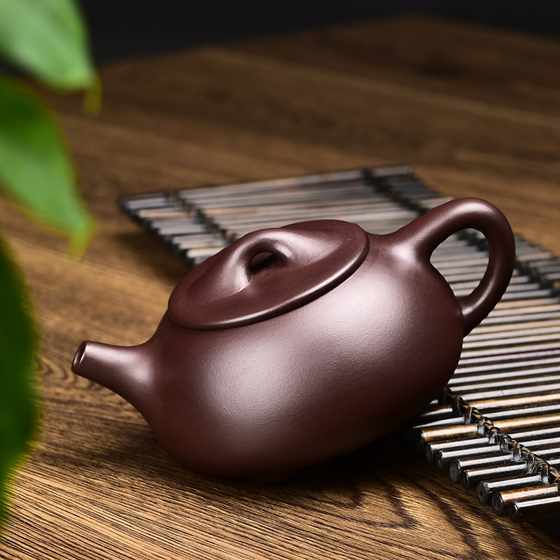 Shadow at yixing it undressed ore purple mud manual kung fu tea set household teapot JingZhou stone gourd ladle pot 250 cys