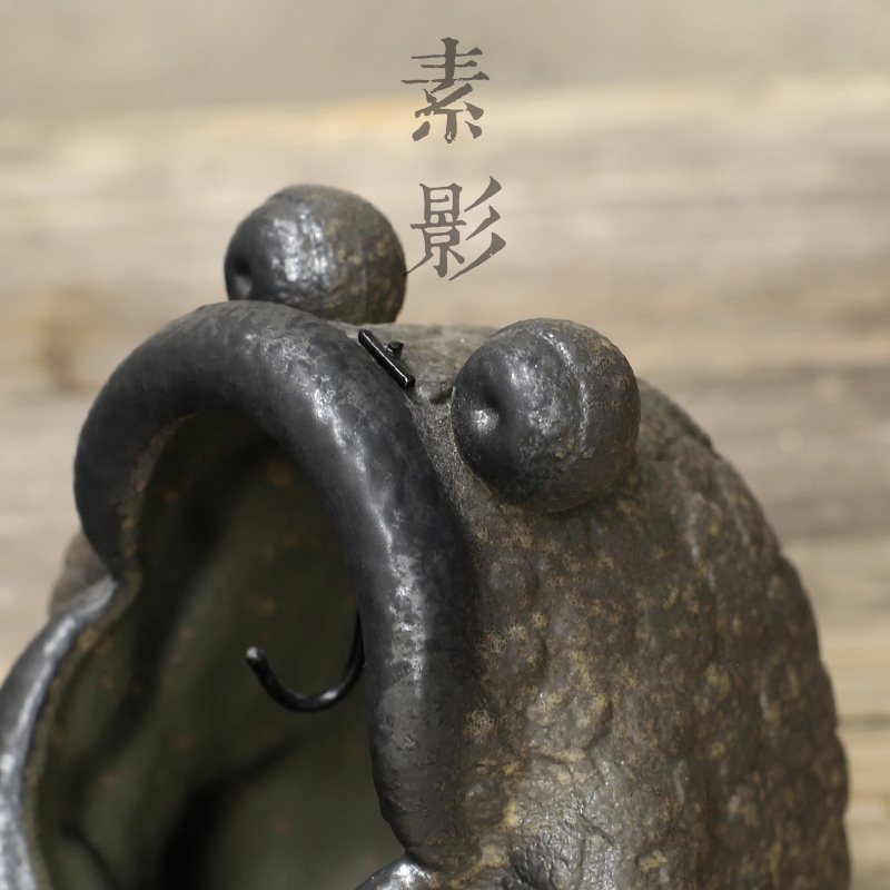 Qiao mu coarse pottery ashtray ceramic frog censer is of primitive simplicity is the tea taking furnishing articles manually furnace present sweet tea pet
