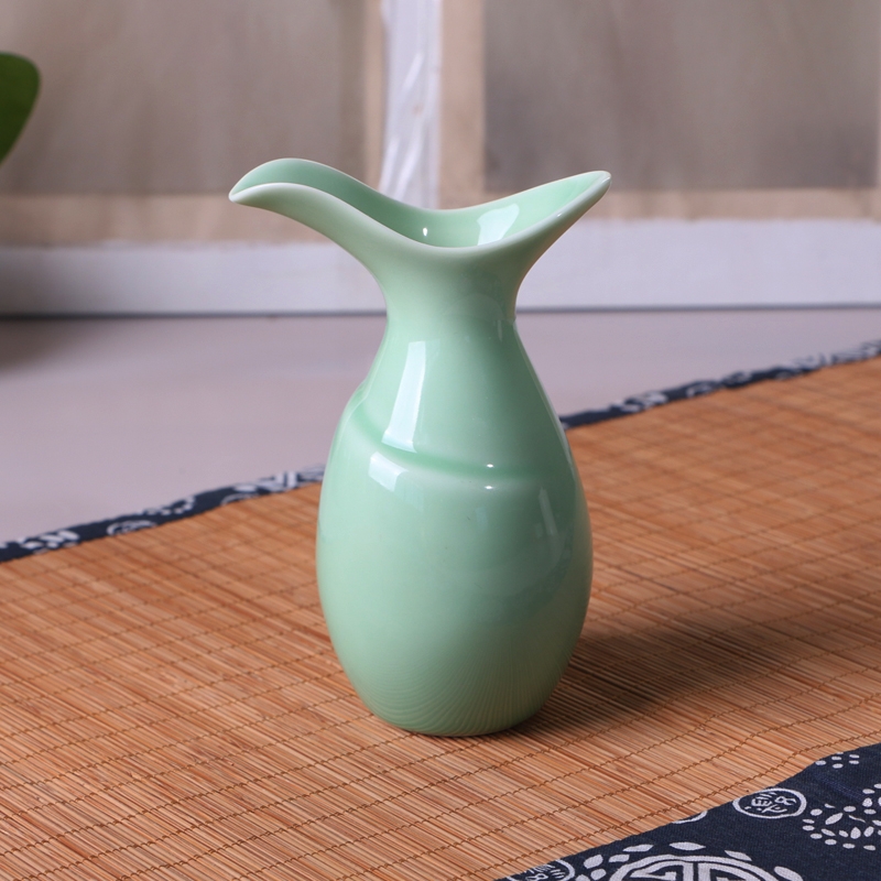 Qiao mu celadon ceramics hip points wine wine a small handleless wine cup celadon creative home wine cup powder greengage green set