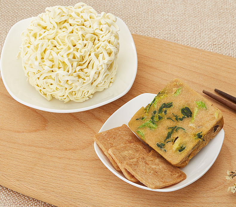 和厨豚骨叉烧大虾面组合9杯冻干面非油炸方便面泡面桶装整箱批发