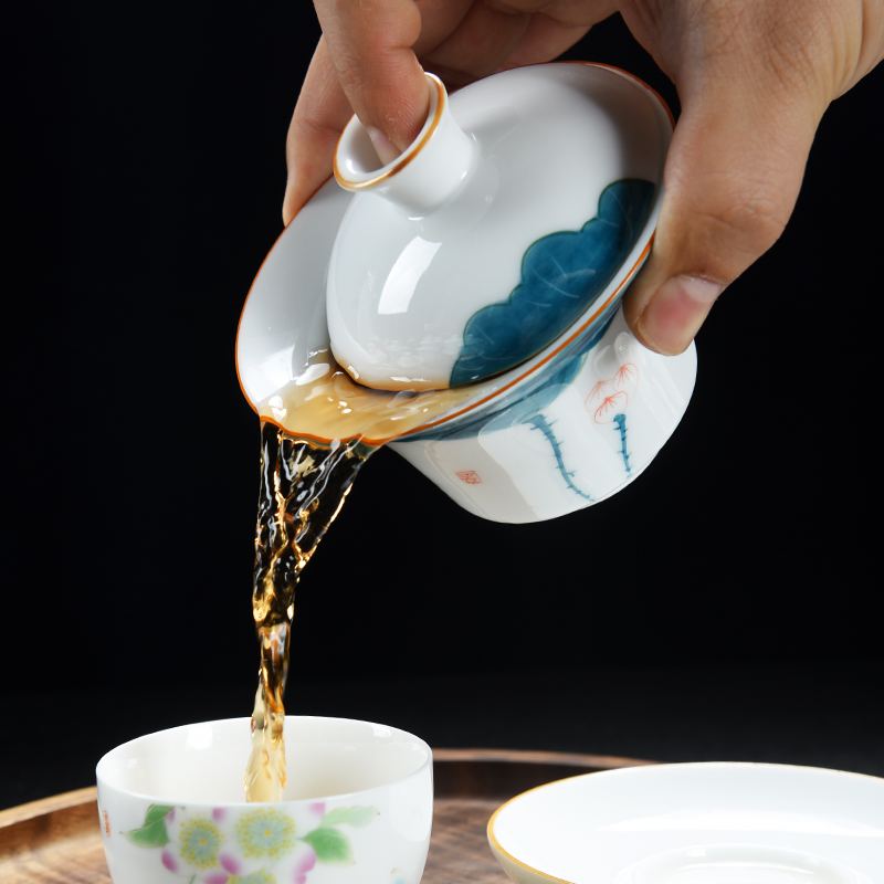 Blue and white tureen tea cups large three GaiWanCha make tea exquisite hollow ceramic kung fu to the bowl