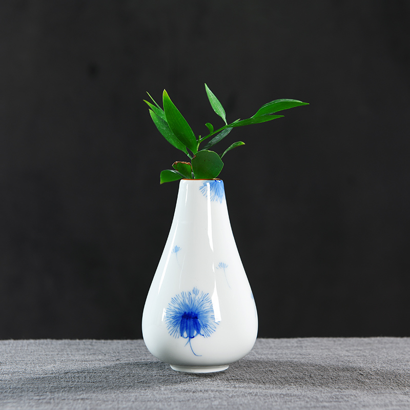 Hao chun contracted creative hand - made ceramic vase desktop furnishing articles hydroponic mini vase water raise ceramic POTS of the plants