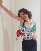 ONLABLE spot Bella Vintage Brand Omighty Look at lace butterfly hanging