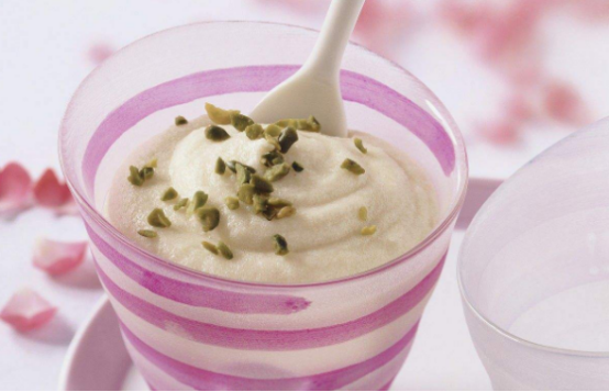 爱打扮(www.idaban.cn)，牛奶和酸奶到底哪个好？可以减肥吗11