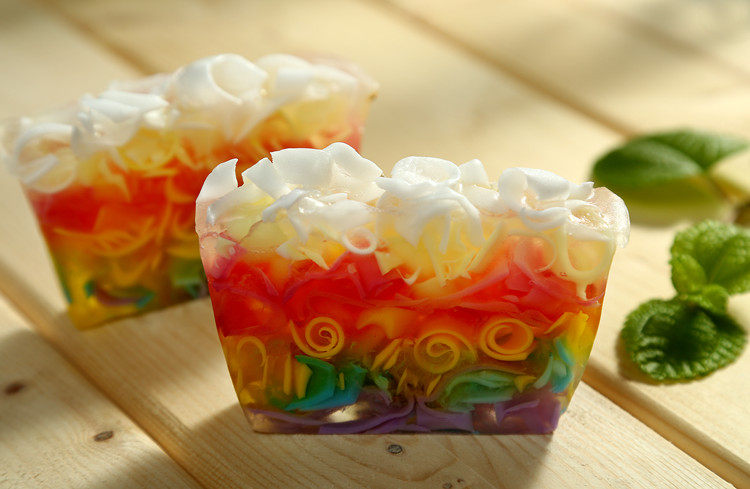 阿蒂朗丝进口彩虹皂精油手工皂洗脸沐浴香皂100g天然补水保湿香体_7折