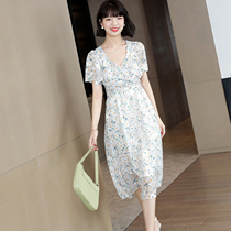 FENPERATE 2022 Summer new French style elegance crummy skirt foreign air weight reduction age collection waist display slim fit dress