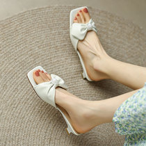 (Hanging shop) cat heel shoes ~ new genuine leather butterfly knots and ruffles with sandals outside of the sandals.